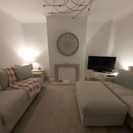 White House Apartment Шефилд Екстериор снимка